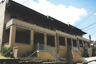 Oakland Avenue in Pittsburgh, PA - Foto de edificio - Building Photo