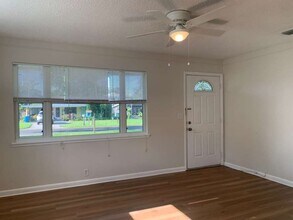 5721 17th Ave S in Gulfport, FL - Building Photo - Building Photo