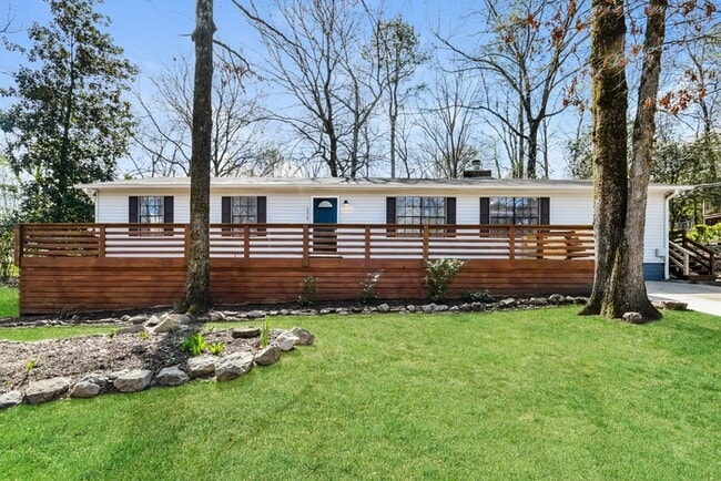 property at 2428 Briarcliff Dr