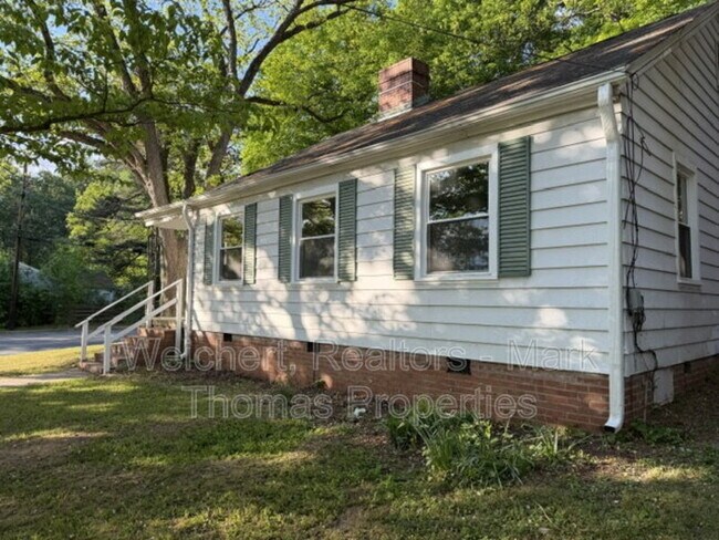 1801 Forest Rd in Durham, NC - Building Photo - Building Photo