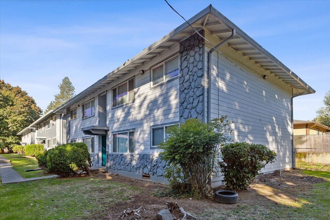 Green Tree Apartments in Portland, OR - Foto de edificio
