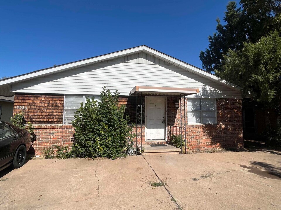 1902 Huff St in Wichita Falls, TX - Building Photo
