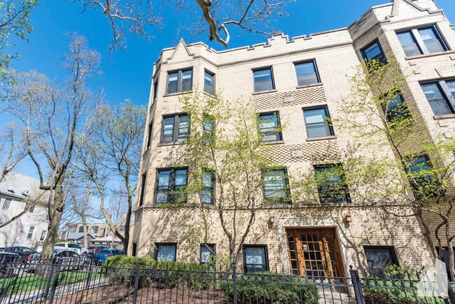 5045 N Wolcott Ave, Unit 1 in Chicago, IL - Building Photo - Building Photo