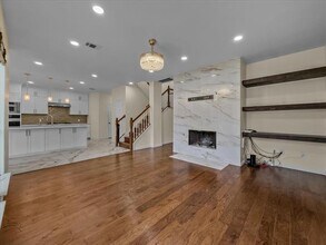 1805 Arbor Creek Dr in Garland, TX - Building Photo - Building Photo