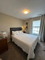 207 Vineyard Rd in Elizabethtown, KY - Building Photo