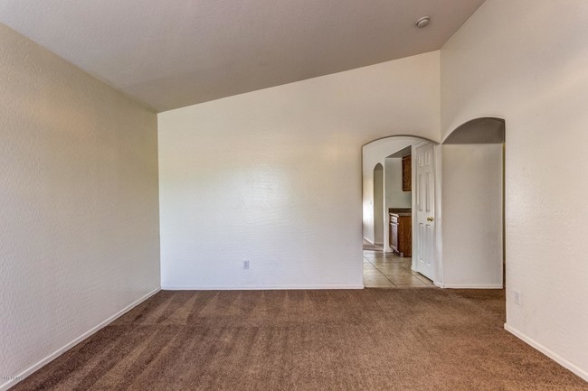 21976 W Gardenia Dr in Buckeye, AZ - Building Photo - Building Photo