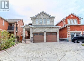 30 Summerlea St in Markham, ON - Building Photo