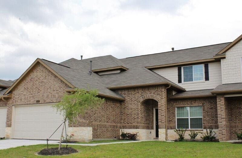 12254 Roy Mix Bohn Lane in Houston, TX - Building Photo