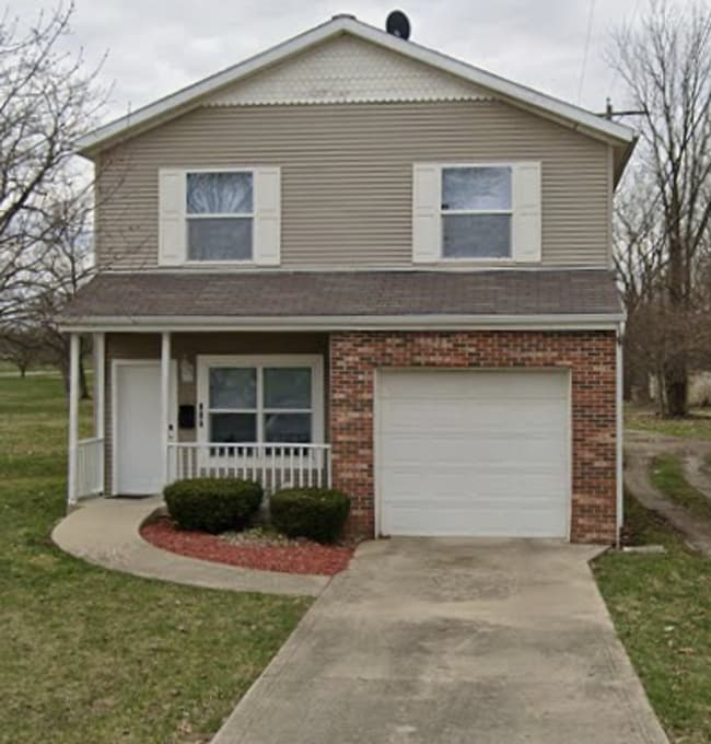 property at 517 S Shaffer St