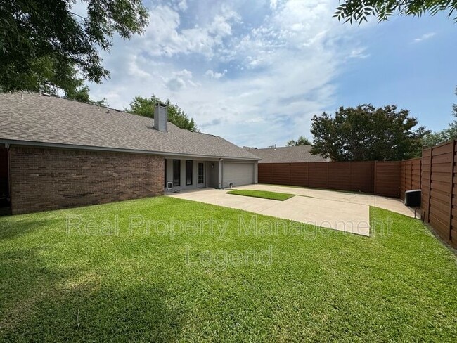 property at 4036 Cedarview Rd