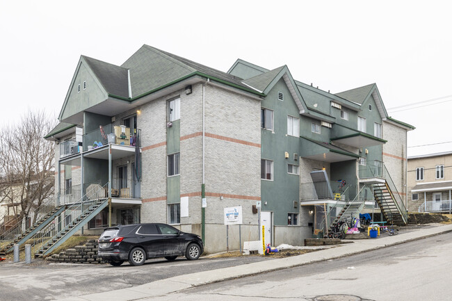 152 Leduc St in Gatineau, QC - Building Photo - Building Photo