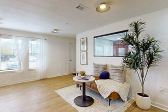 The Jane at College Station in College Station, TX - Foto de edificio - Building Photo