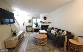 138 Creekside Ct in Newark, DE - Building Photo - Building Photo