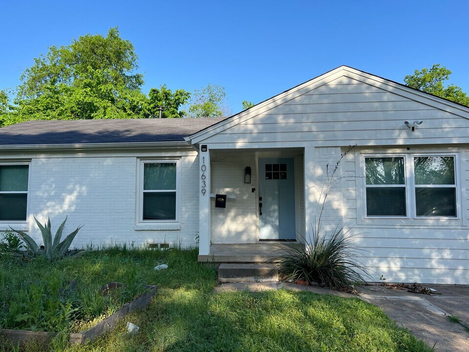 10639 Aledo Dr in Dallas, TX - Building Photo