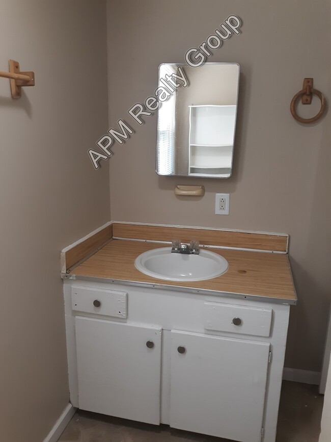 property at 811 Violet St