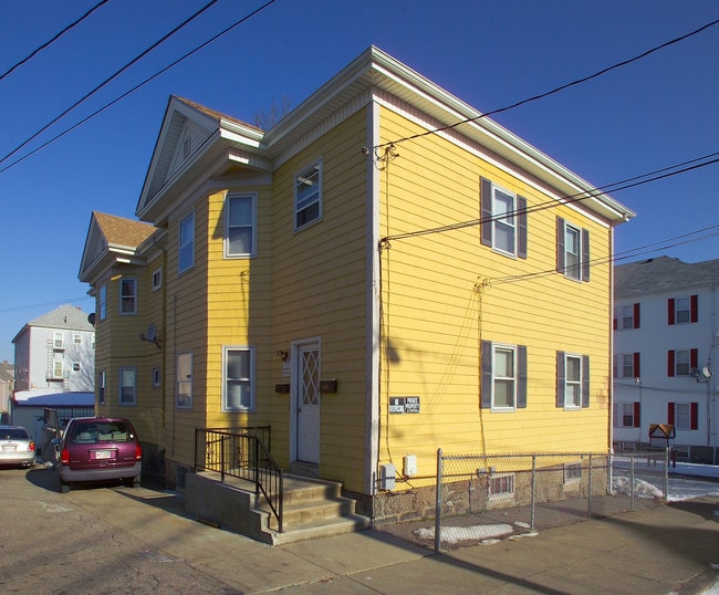 275-281 Blackstone St in Fall River, MA - Building Photo - Building Photo