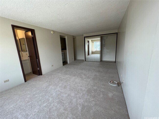 2525 Date St in Honolulu, HI - Building Photo - Building Photo