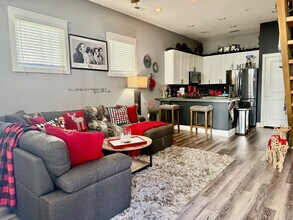 634 E 9th St in Charlotte, NC - Building Photo - Building Photo