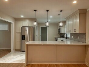 456 Sharon Dr in Memphis, TN - Building Photo - Building Photo