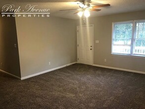 116 Barnes Dr in Erwin, NC - Foto de edificio - Building Photo