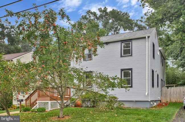 509 Denham Rd in Rockville, MD - Building Photo - Building Photo