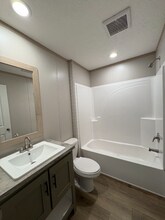 125 S Manor St in Oxford, MI - Building Photo - Building Photo