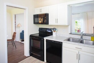 614 Jackson Blvd in Savannah, GA - Building Photo - Building Photo