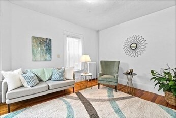 7 Washburn Terrace in Brookline, MA - Building Photo - Building Photo