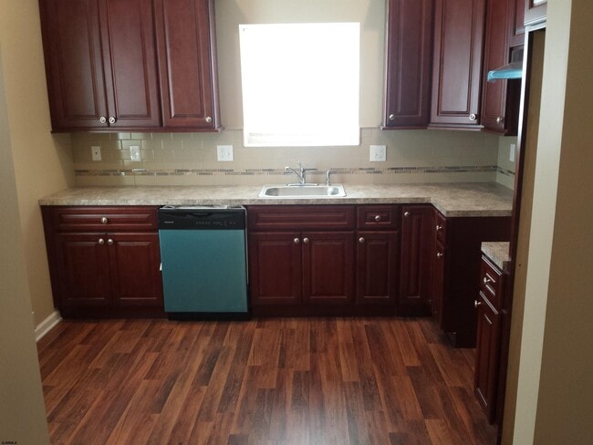 105 W White Horse Pike in Galloway, NJ - Building Photo - Building Photo