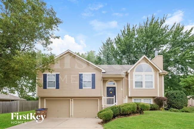 property at 208 S Darrowby Dr