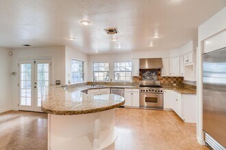8600 Kiel Ridge Cir in Las Vegas, NV - Building Photo - Building Photo