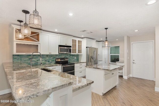 100 Anchor Dr in Satellite Beach, FL - Building Photo - Building Photo