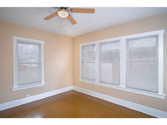 property at 1101 Gibbs St