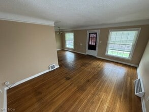 21601 Morris Ave in Euclid, OH - Building Photo - Building Photo