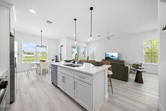1340 Windchime Ln in Melbourne, FL - Building Photo - Building Photo