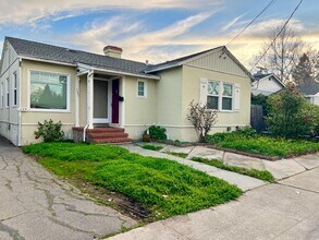 127 22nd Ave in San Mateo, CA - Building Photo - Building Photo