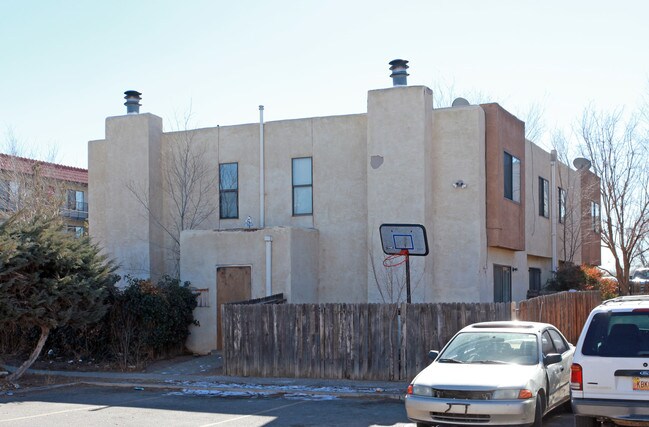 3609-3613 Wellesley Dr NE in Albuquerque, NM - Foto de edificio - Building Photo
