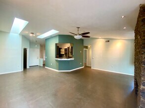 10348 Flatland Trail in Converse, TX - Building Photo - Building Photo