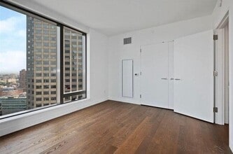 99 Hudson St, Unit 2511 in Jersey City, NJ - Building Photo - Building Photo