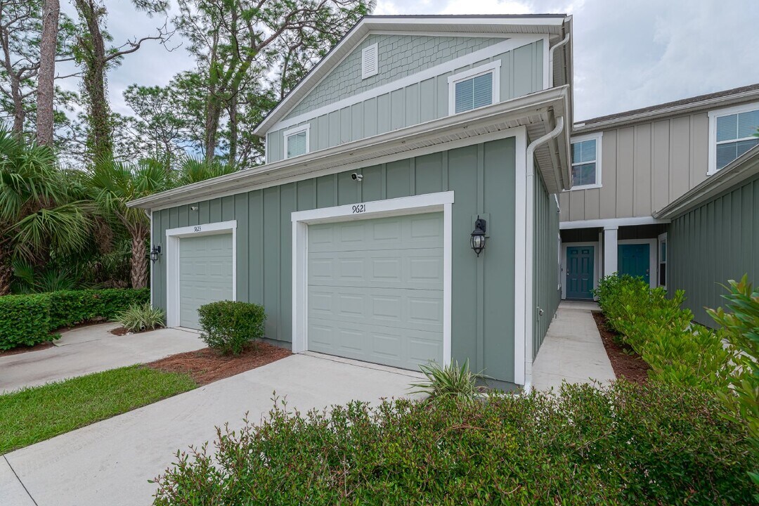 9621 Baylin Ct in Jacksonville, FL - Building Photo