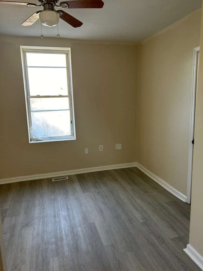 1265 Reservoir Ave in Norfolk, VA - Building Photo - Building Photo