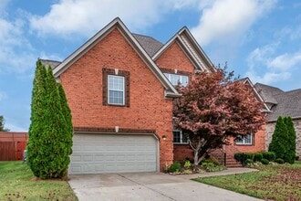 1016 Red Pepper Ridge in Spring Hill, TN - Building Photo - Building Photo