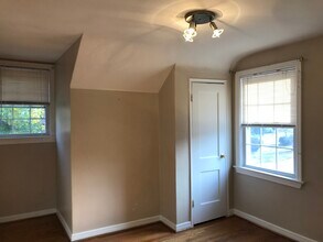 2425 Longview Ave SW in Roanoke, VA - Building Photo - Building Photo