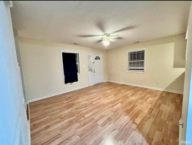 3410 S Oaklawn Cir in Bloomington, IN - Building Photo - Building Photo