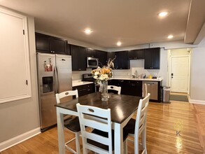 214 Westville St, Unit 1 in Boston, MA - Building Photo - Building Photo