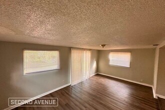 1743 Palmdale St in Jacksonville, FL - Foto de edificio - Building Photo