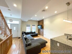 98 L St in Boston, MA - Building Photo