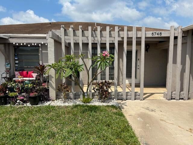 6748 Moonlit Dr