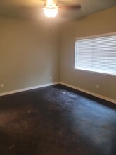 3130 Molly Dr in Huntsville, TX - Building Photo - Building Photo