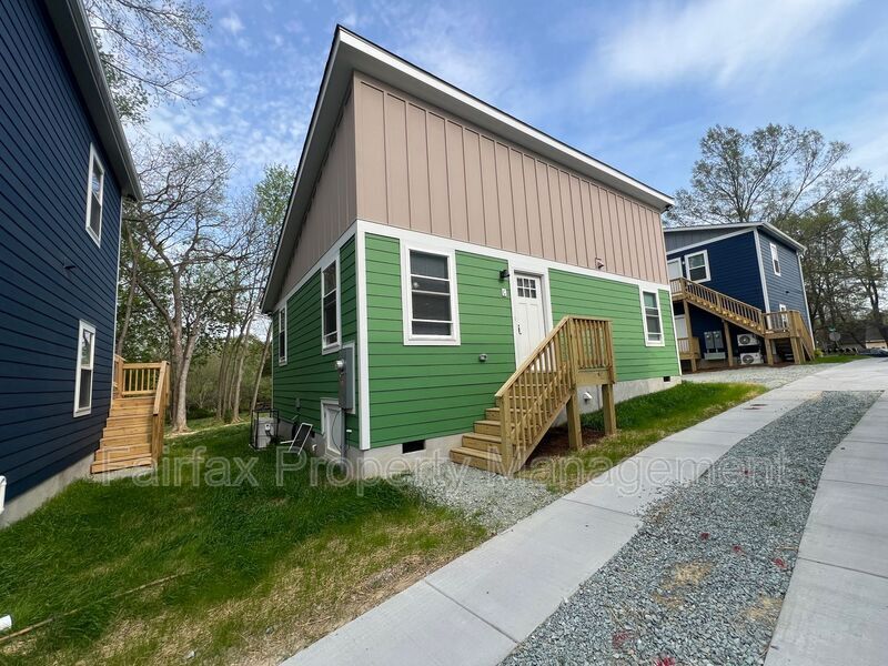 2313 Owen St in Durham, NC - Building Photo